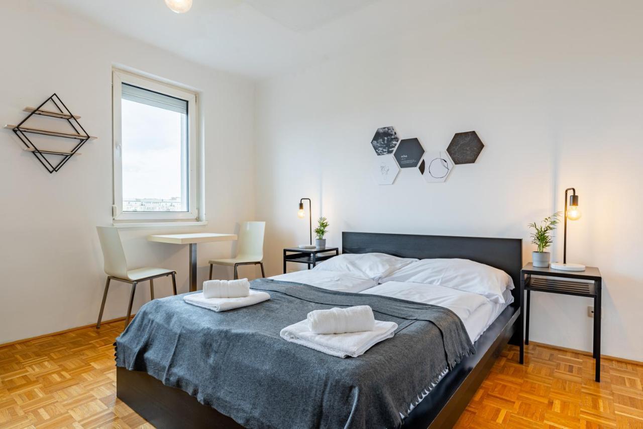New With A View - Modern Studio Wiedeń Zewnętrze zdjęcie